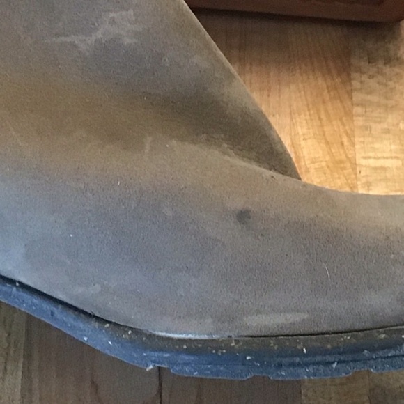 Clarks Wilrose Frost Taupe suede finish leather side zip gum sole boot 8.5 / 9 - Picture 9 of 15